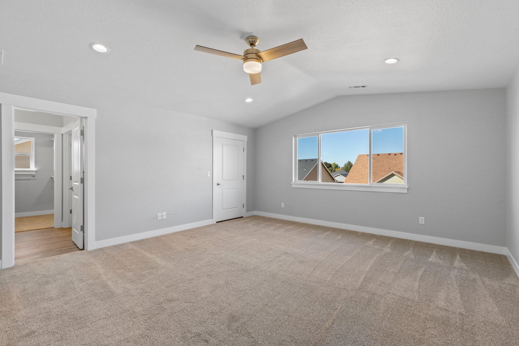 213 Samuel Lane Loop Road Phoenix, OR 97535 - Photo 22 of 28