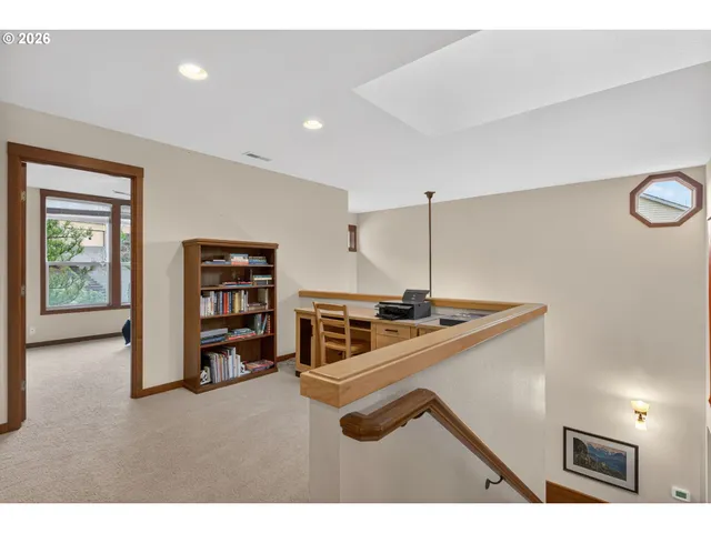 $925,000 | 1531 Northwest Morgan Lane, Portland, OR 97229