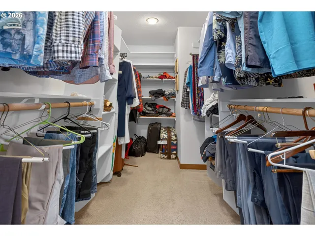 $925,000 | 1531 Northwest Morgan Lane, Portland, OR 97229