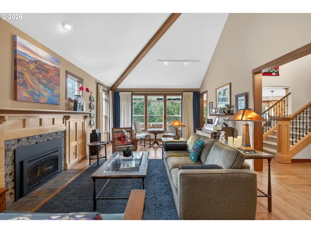 $925,000 | 1531 Northwest Morgan Lane, Portland, OR 97229