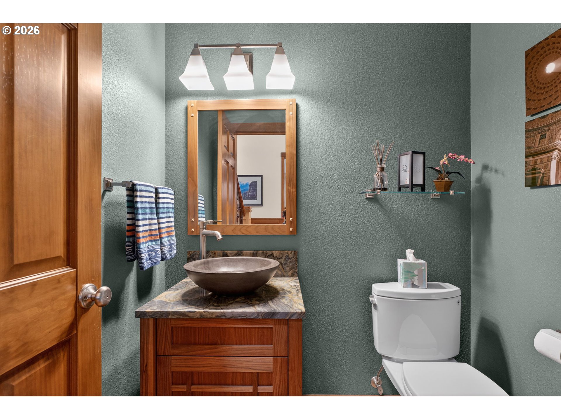 1531 Northwest Morgan Lane Portland, OR 97229 - Photo 7 of 46