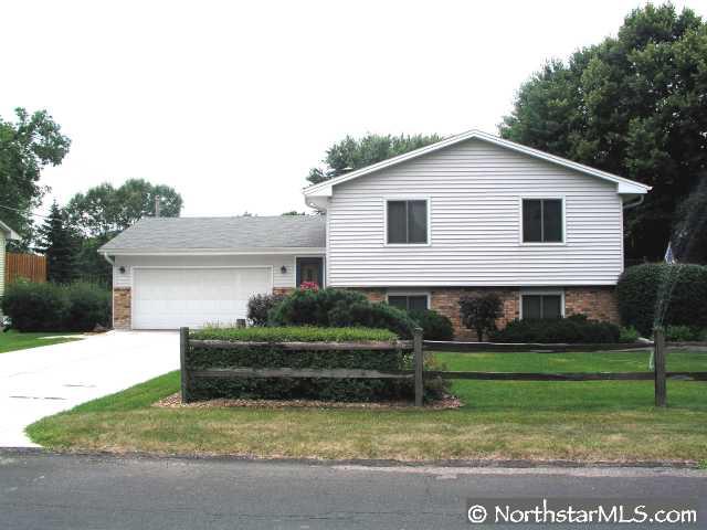 2528 Ridge Lane Mounds View, MN 55112 - Photo 1 of 1