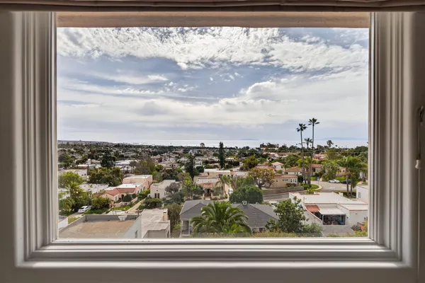 $2,678,000 | 1736 Marisol Drive, Ventura, CA 93001