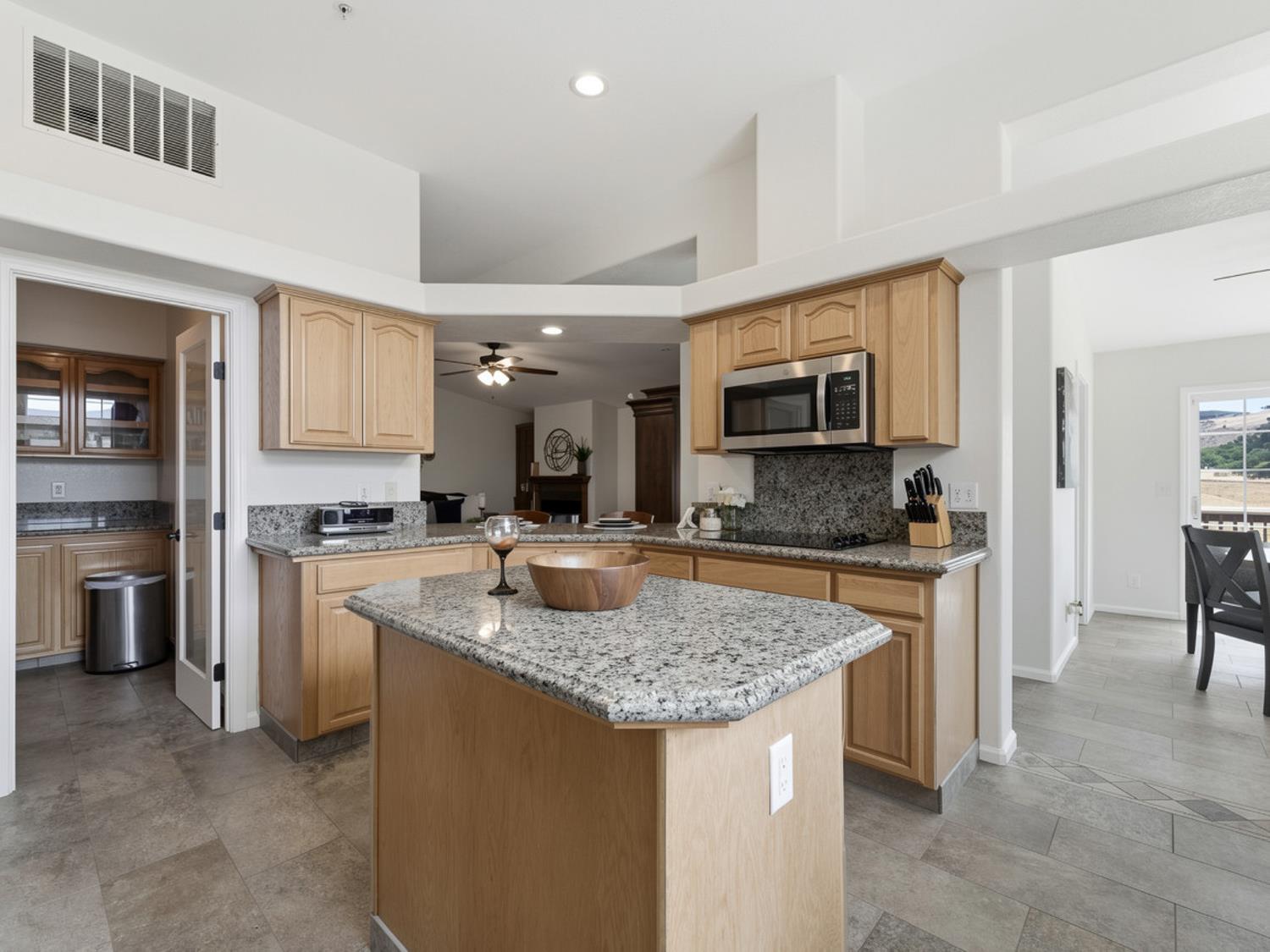20810 Lost Ranch Road San Jose, CA 95120 - Photo 15 of 77
