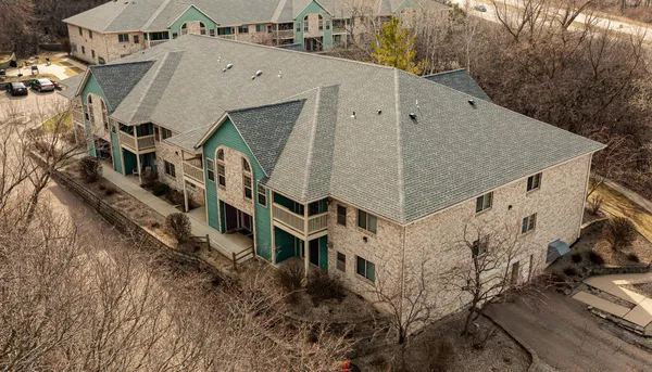 $194,900 | 1872 Deerhaven Lane Northeast, Unit 8, Rochester, MN 55906