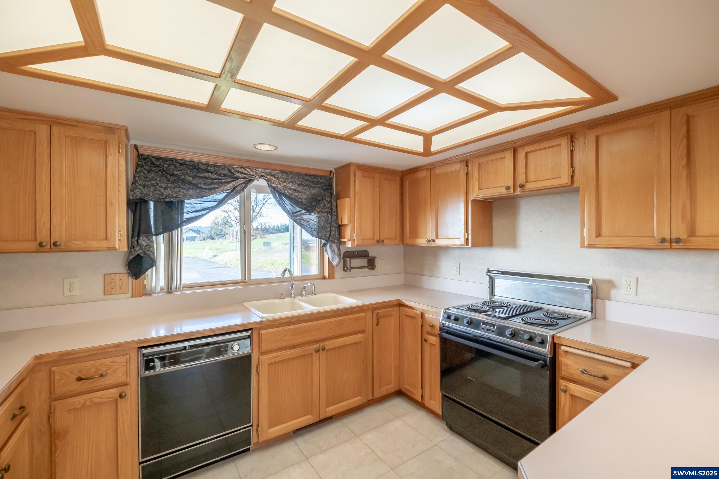 12878 Meadowood Road Southeast Jefferson, OR 97352 - Photo 14 of 45 Gallery Image 14