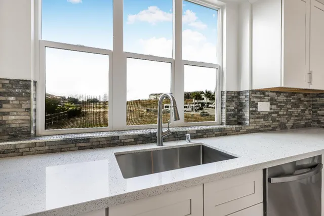 $1,049,000 | 401 San Luis Avenue, Watsonville, CA 95076