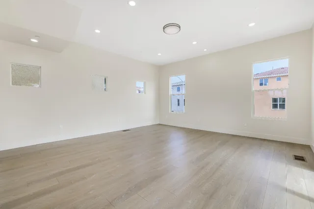 $1,049,000 | 401 San Luis Avenue, Watsonville, CA 95076