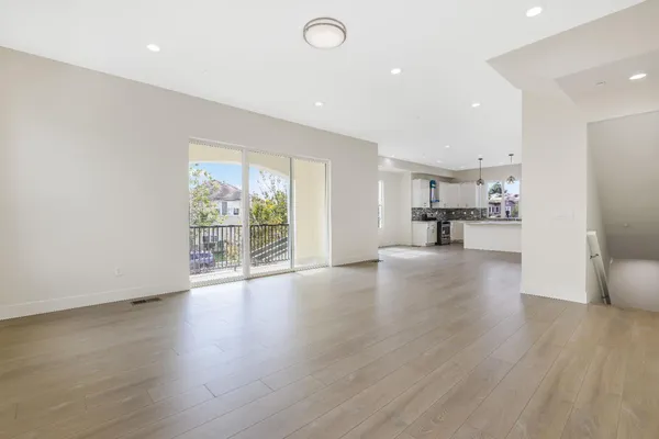 $950,000 | 401 San Luis Avenue, Watsonville, CA 95076