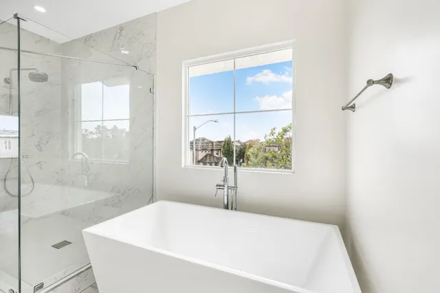 $1,049,000 | 401 San Luis Avenue, Watsonville, CA 95076