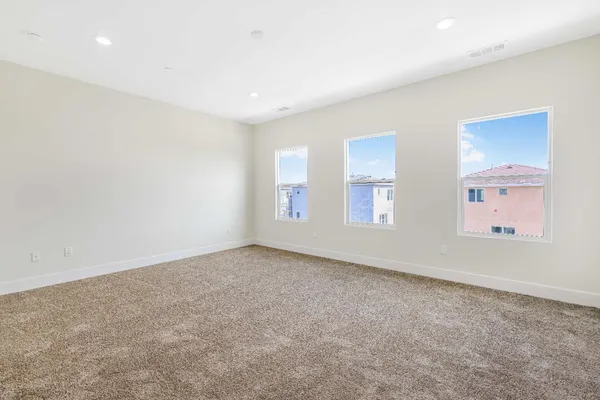 $950,000 | 401 San Luis Avenue, Watsonville, CA 95076