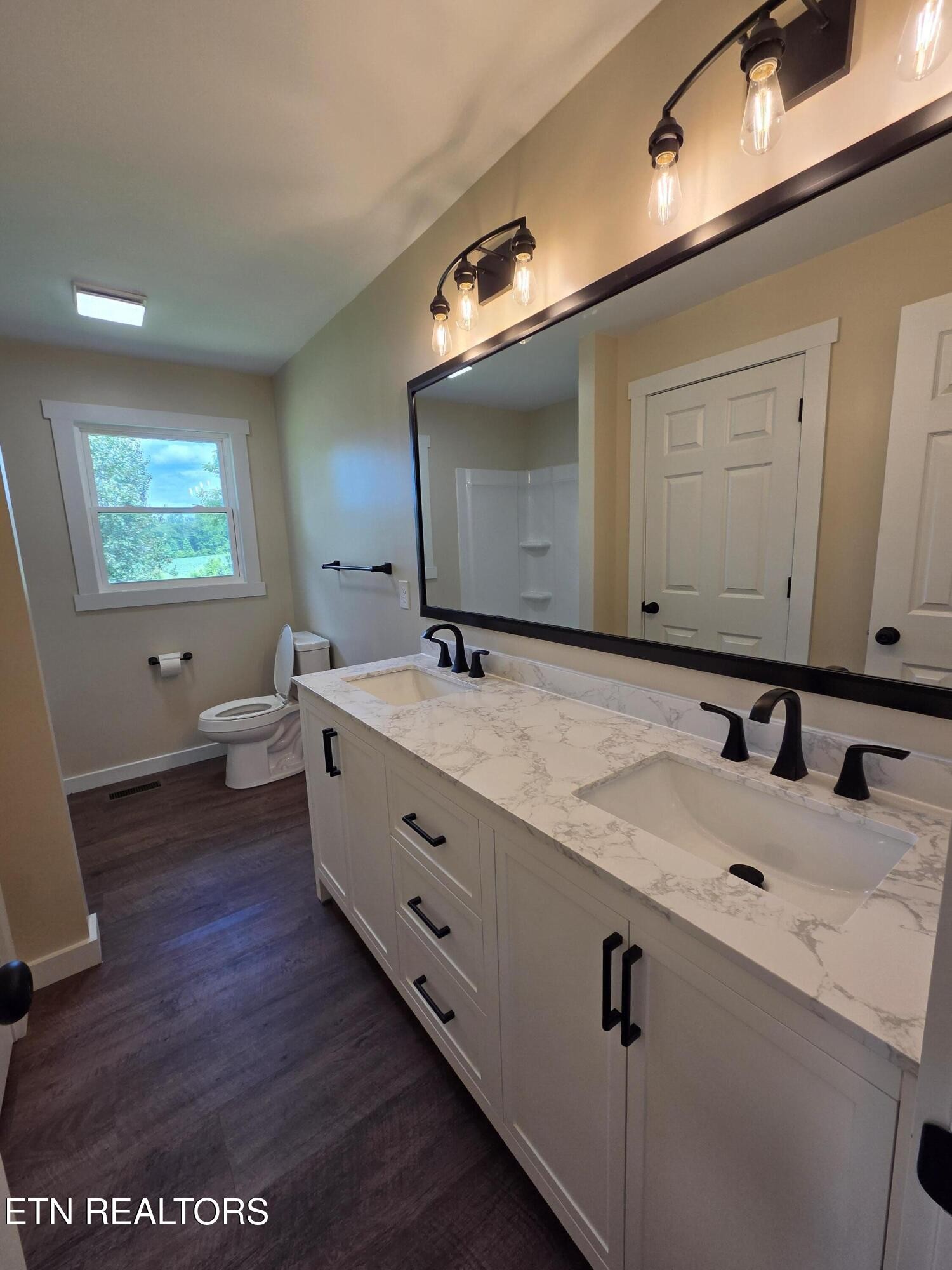 220 Harden Road Sparta, TN 38583 - Photo 5 of 18