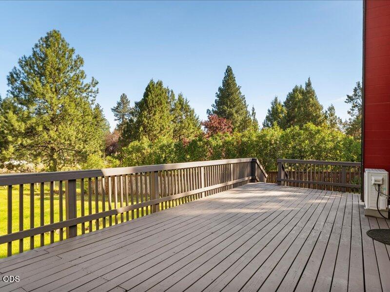 61170 Ferguson Road Bend, OR 97702 - Photo 9 of 55
