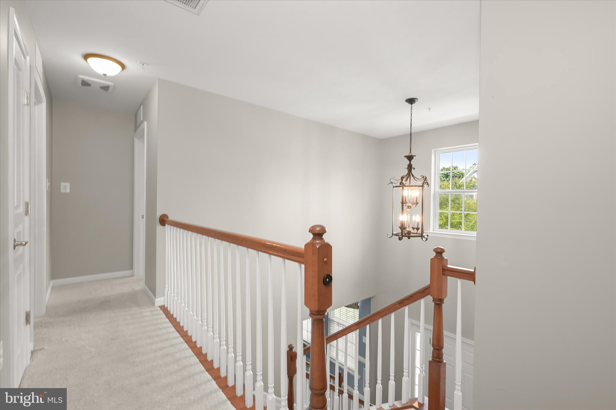7111 Kings Point Way Columbia, MD 21046 - Photo 30 of 66 Upper Level Landing