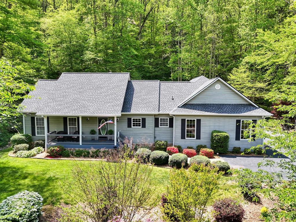 2062 High River Road West Hiawassee, GA 30546 - Photo 1 of 44 Main View