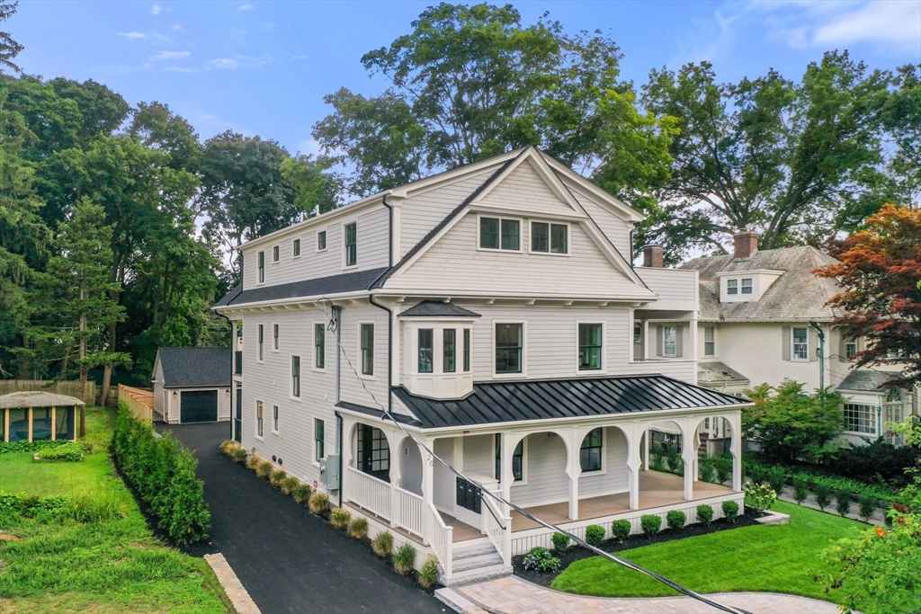 20 Lawrence Street, Unit 3 Wakefield, MA 01880 - Photo 3 of 32