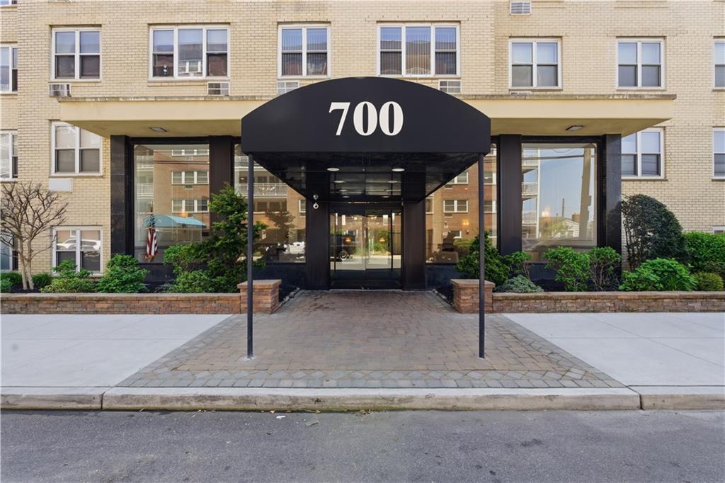 700 Shore Road, Unit 2A Long Beach, NY 11561 - Photo 1 of 36