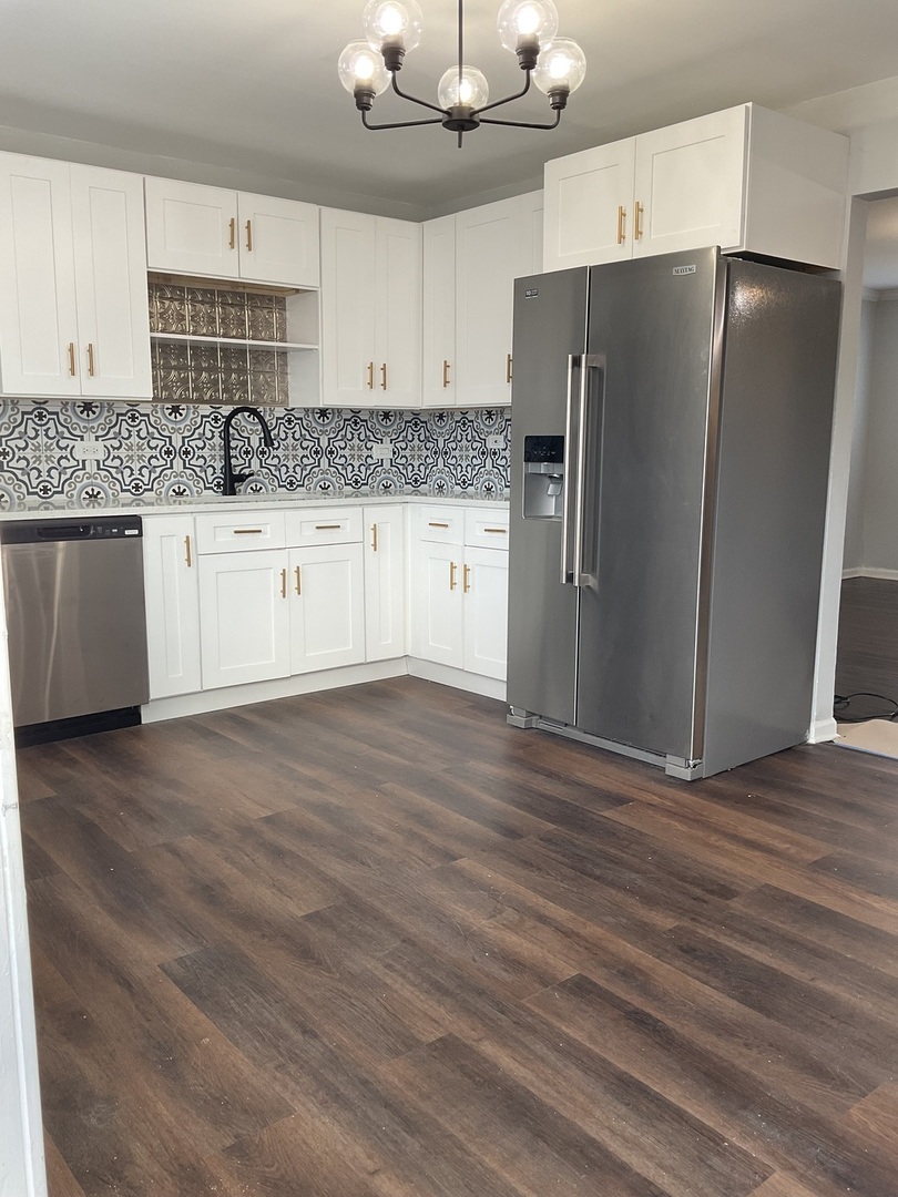 2159 171st Street Hazel Crest, IL 60429 - Photo 8 of 22