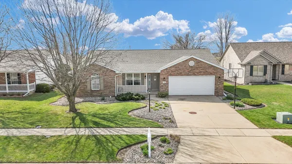$319,900 | 609 County Road 1150 North, Tuscola, IL 61953