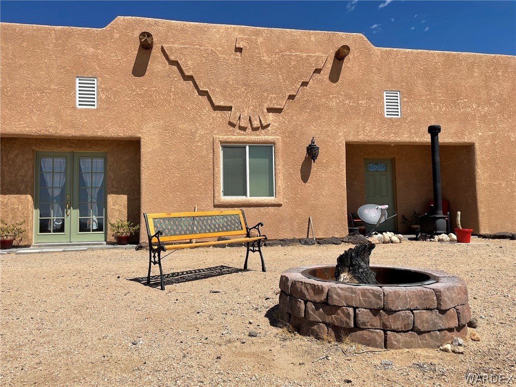 17981 South Gene Autry Road Yucca, AZ 86438 - Photo 2 of 50 Gallery Image 2