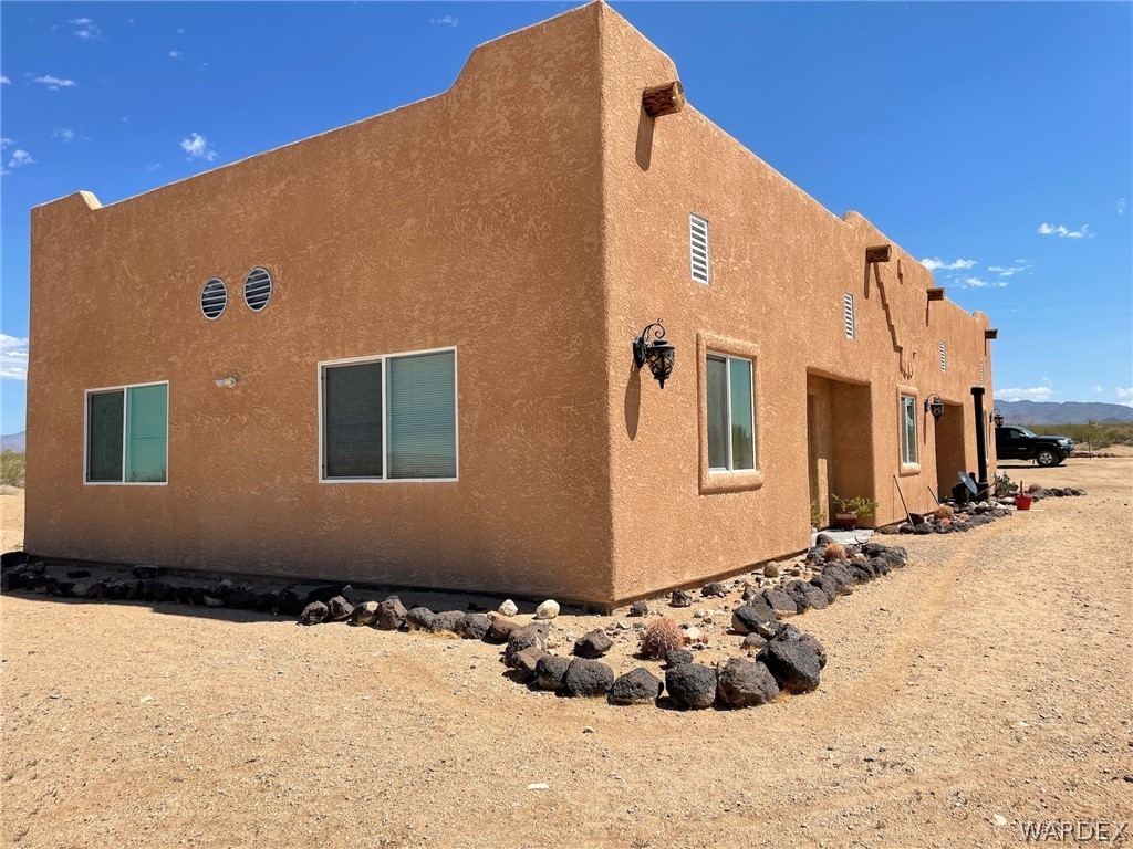17981 South Gene Autry Road Yucca, AZ 86438 - Photo 34 of 50 Gallery Image 34