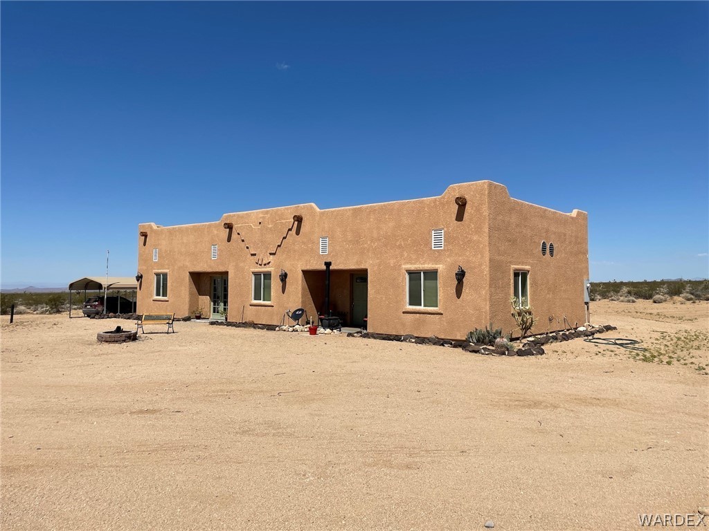 17981 South Gene Autry Road Yucca, AZ 86438 - Photo 37 of 50 Gallery Image 37