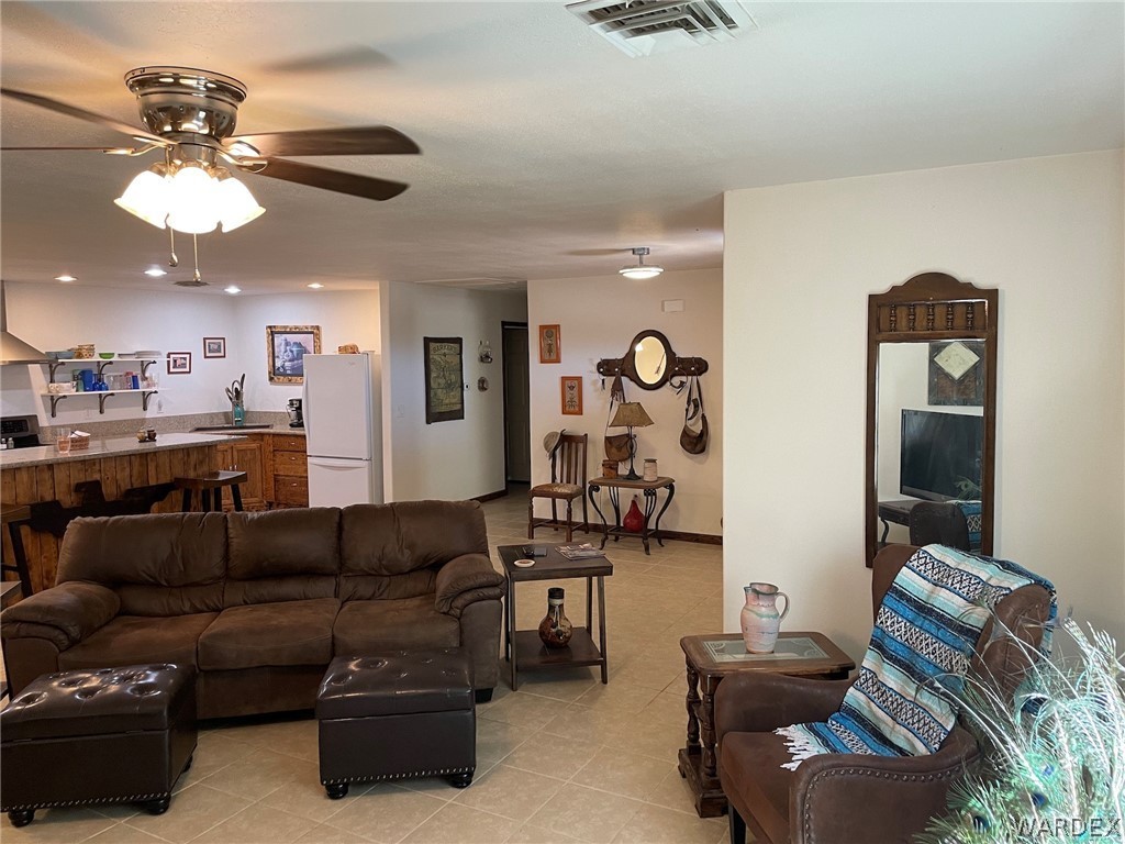 17981 South Gene Autry Road Yucca, AZ 86438 - Photo 8 of 50 Gallery Image 8