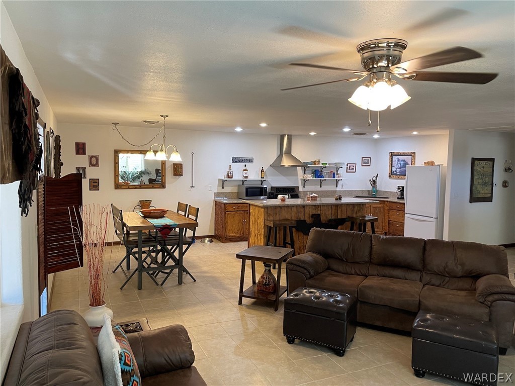 17981 South Gene Autry Road Yucca, AZ 86438 - Photo 10 of 50 Gallery Image 10