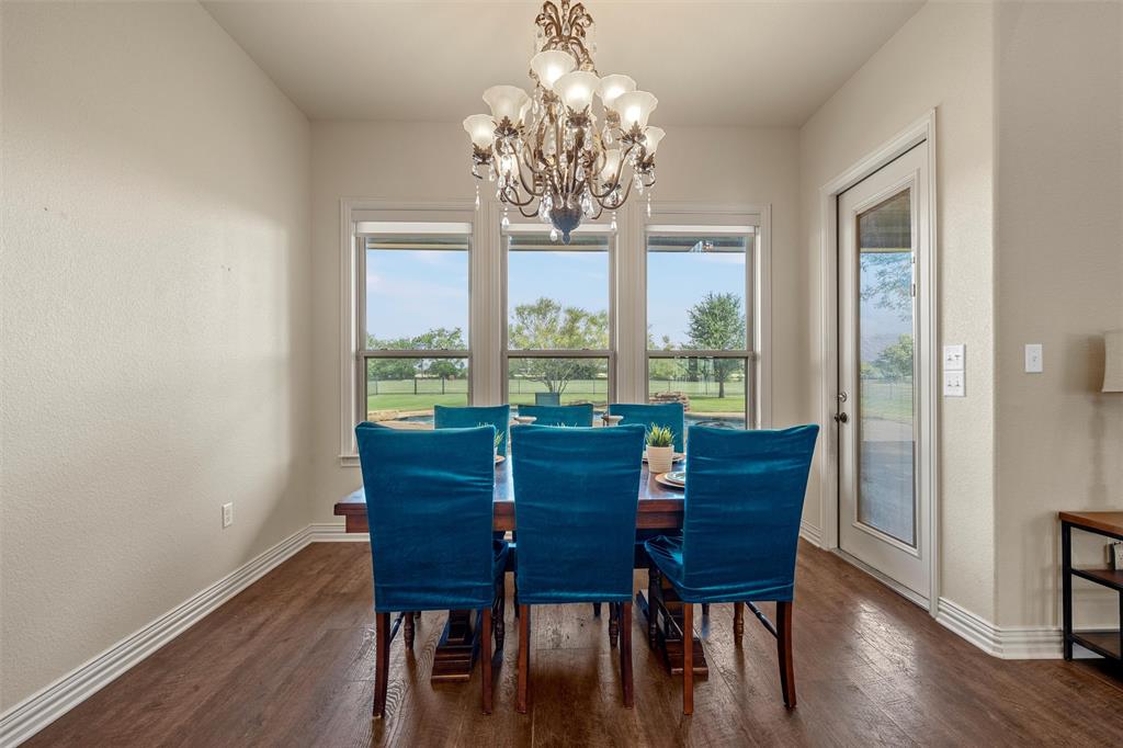 161 Rancho Lorena Drive Lorena, TX 76655 - Photo 11 of 38
