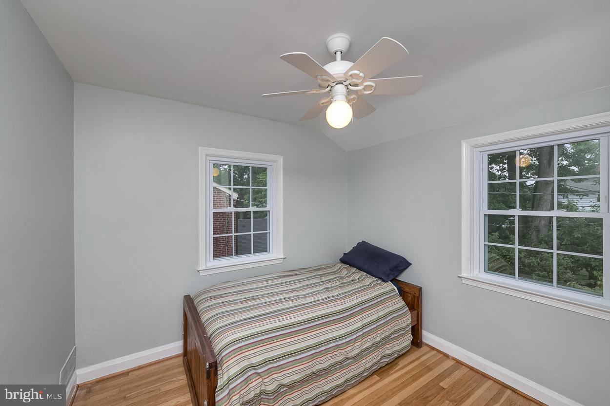 25 Dungarrie Road Baltimore, MD 21228 - Photo 16 of 30 Bedroom