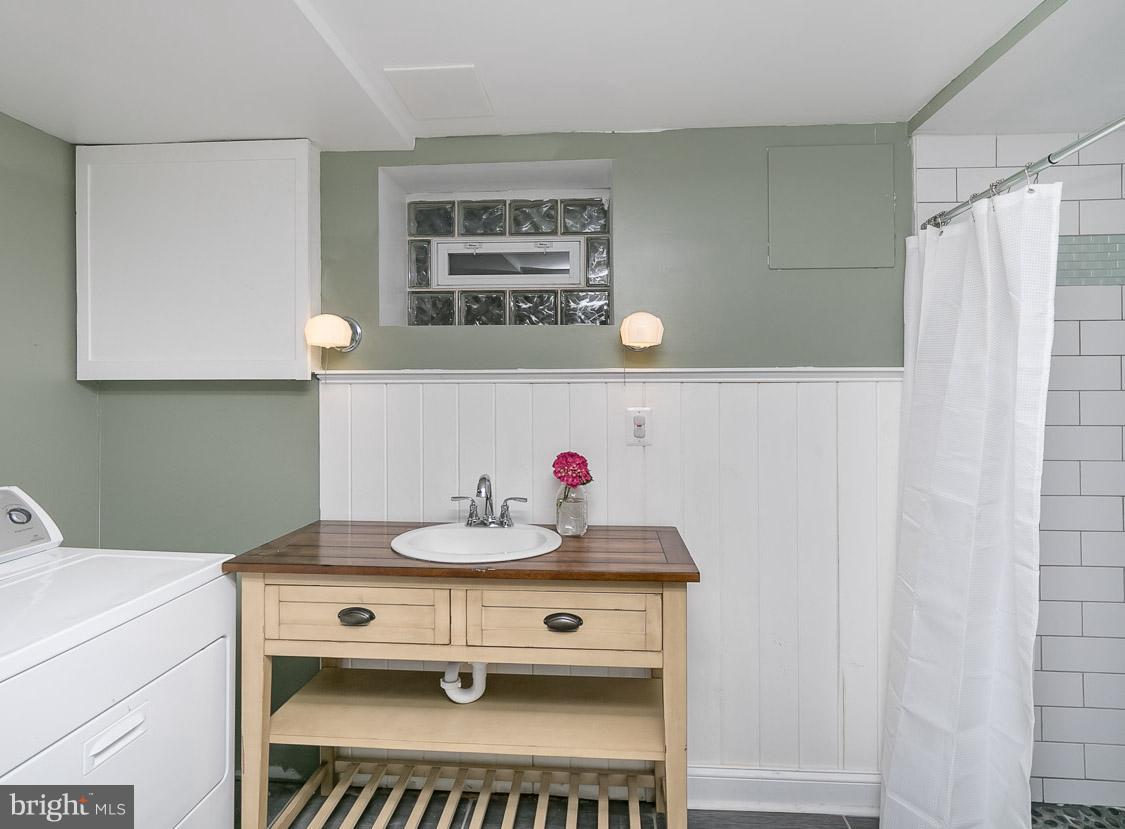 25 Dungarrie Road Baltimore, MD 21228 - Photo 26 of 30 Bath