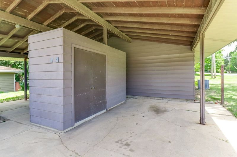 1 Riser Avenue Bloomington, IL 61701 - Photo 37 of 37 Gallery Image 37
