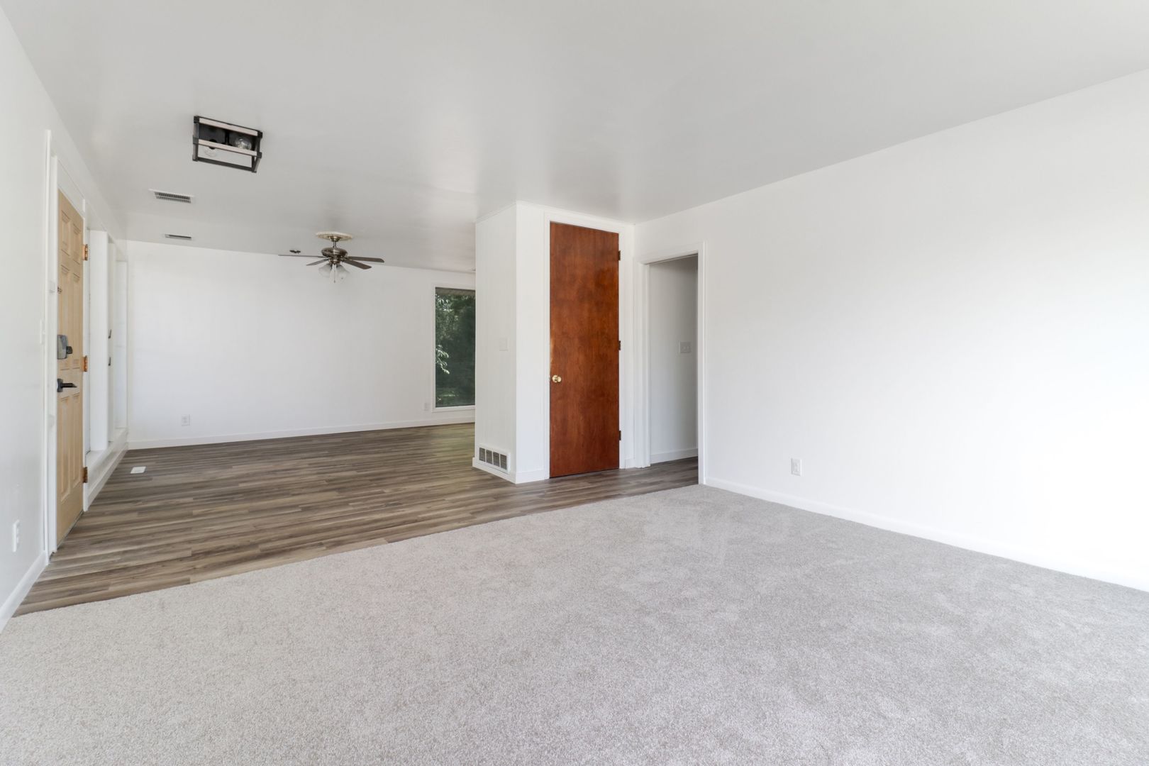 1 Riser Avenue Bloomington, IL 61701 - Photo 6 of 37 Gallery Image 6