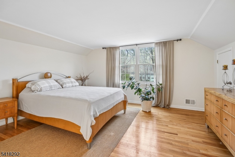 80 Shawnee Path Millington, NJ 07946 - Photo 39 of 46