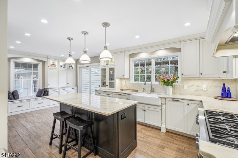 80 Shawnee Path Millington, NJ 07946 - Photo 6 of 46