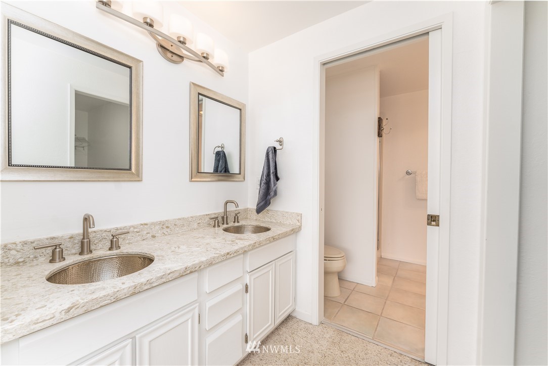 104 Riviera Place Chelan, WA 98816 - Photo 15 of 34 Gallery Image 15