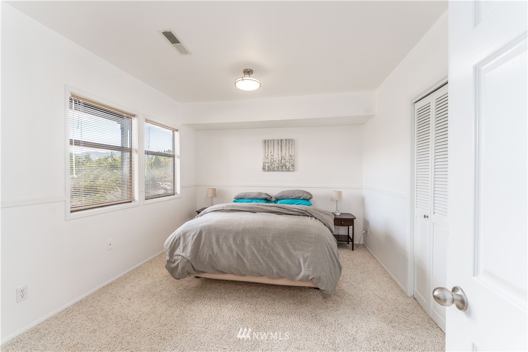 104 Riviera Place Chelan, WA 98816 - Photo 24 of 34 Gallery Image 24