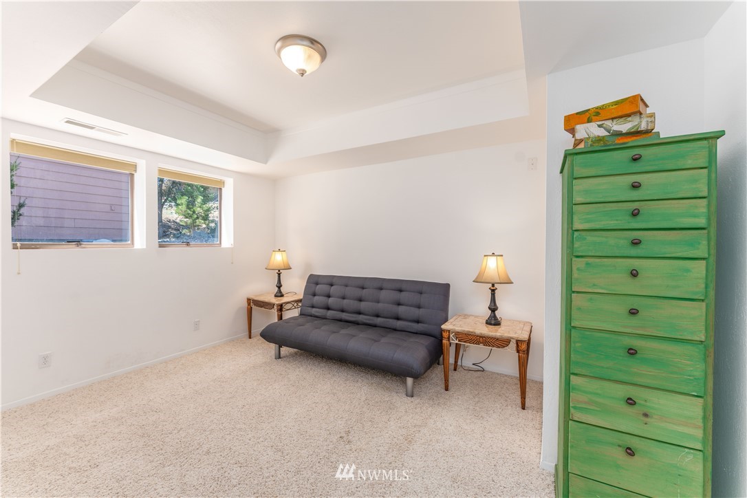 104 Riviera Place Chelan, WA 98816 - Photo 25 of 34 Gallery Image 25