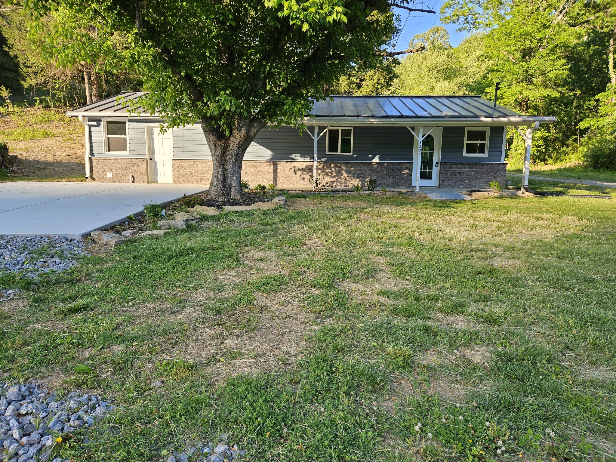 3337 Hartsville Road Lafayette, TN 37083 - Photo 6 of 47 Gallery Image 6