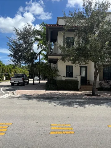 $4,850 | 5251 Northwest 84th Avenue, Doral, FL 33166