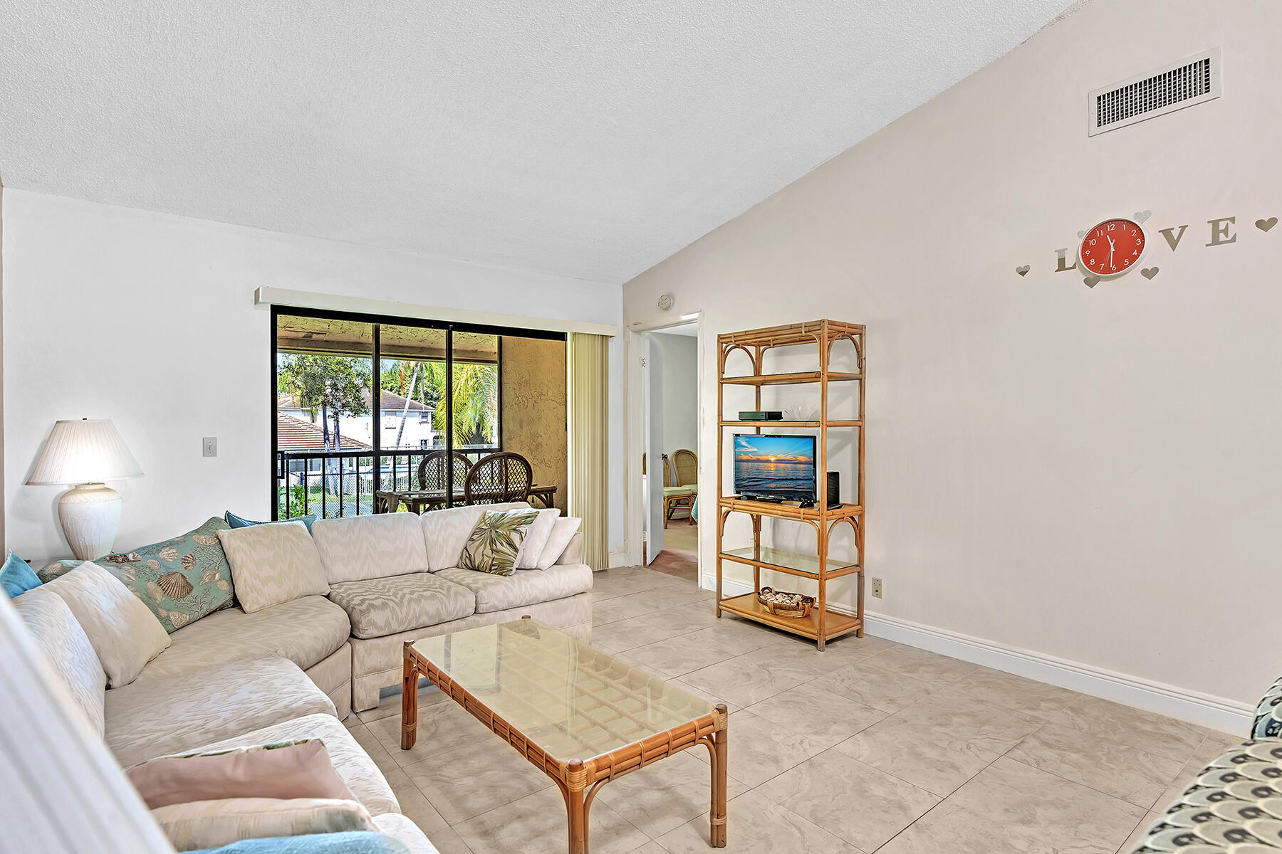 22112 Palms Way, Unit 202 Boca Raton, FL 33433 - Photo 16 of 40 DSC00096