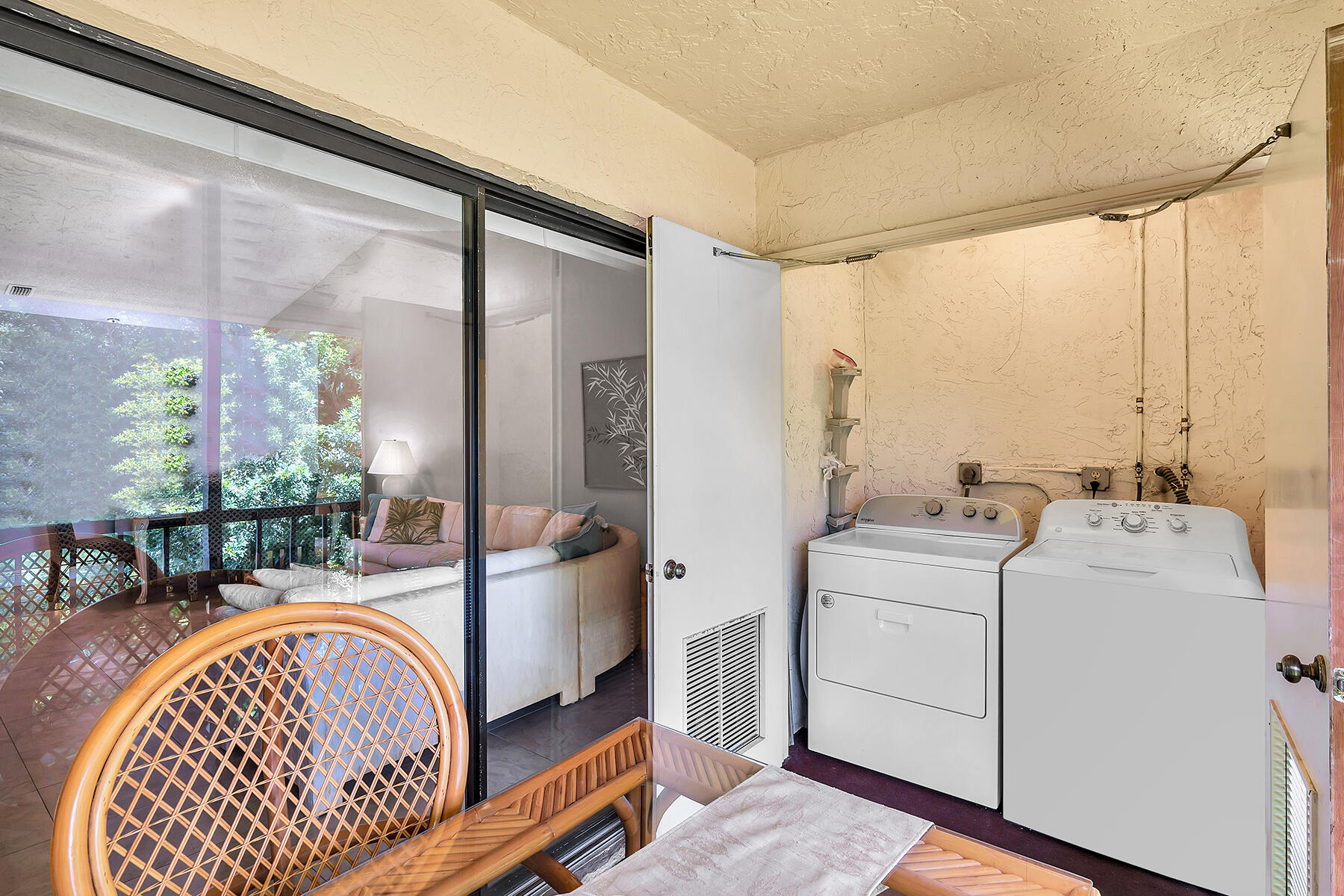 22112 Palms Way, Unit 202 Boca Raton, FL 33433 - Photo 21 of 40 DSC00141