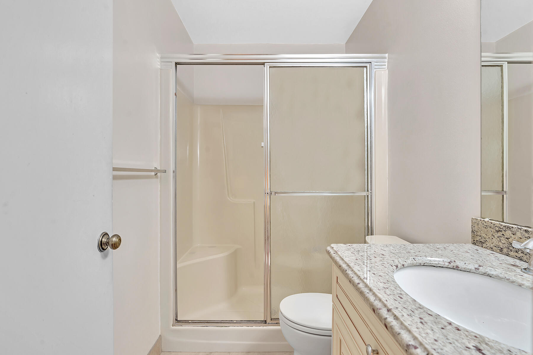 22112 Palms Way, Unit 202 Boca Raton, FL 33433 - Photo 25 of 40 DSC00166