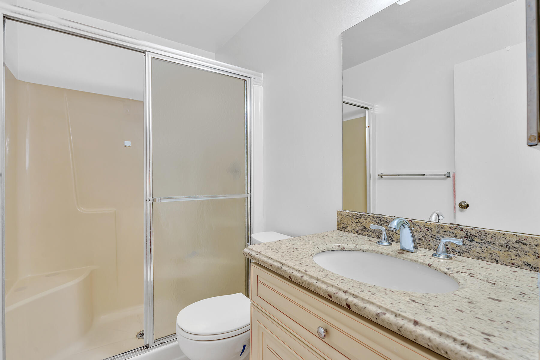 22112 Palms Way, Unit 202 Boca Raton, FL 33433 - Photo 26 of 40 DSC00171