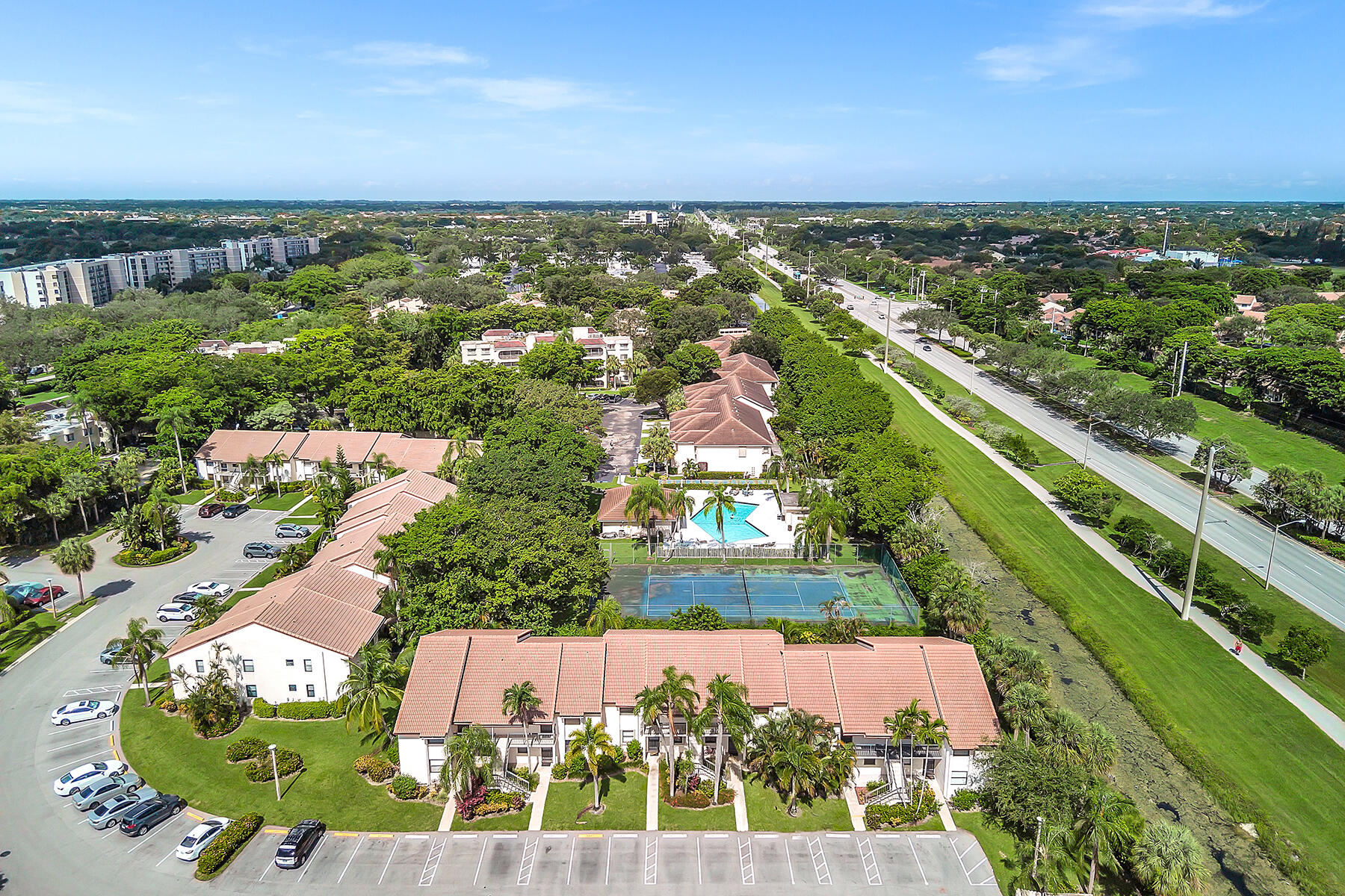 22112 Palms Way, Unit 202 Boca Raton, FL 33433 - Photo 37 of 40 MAX_0007