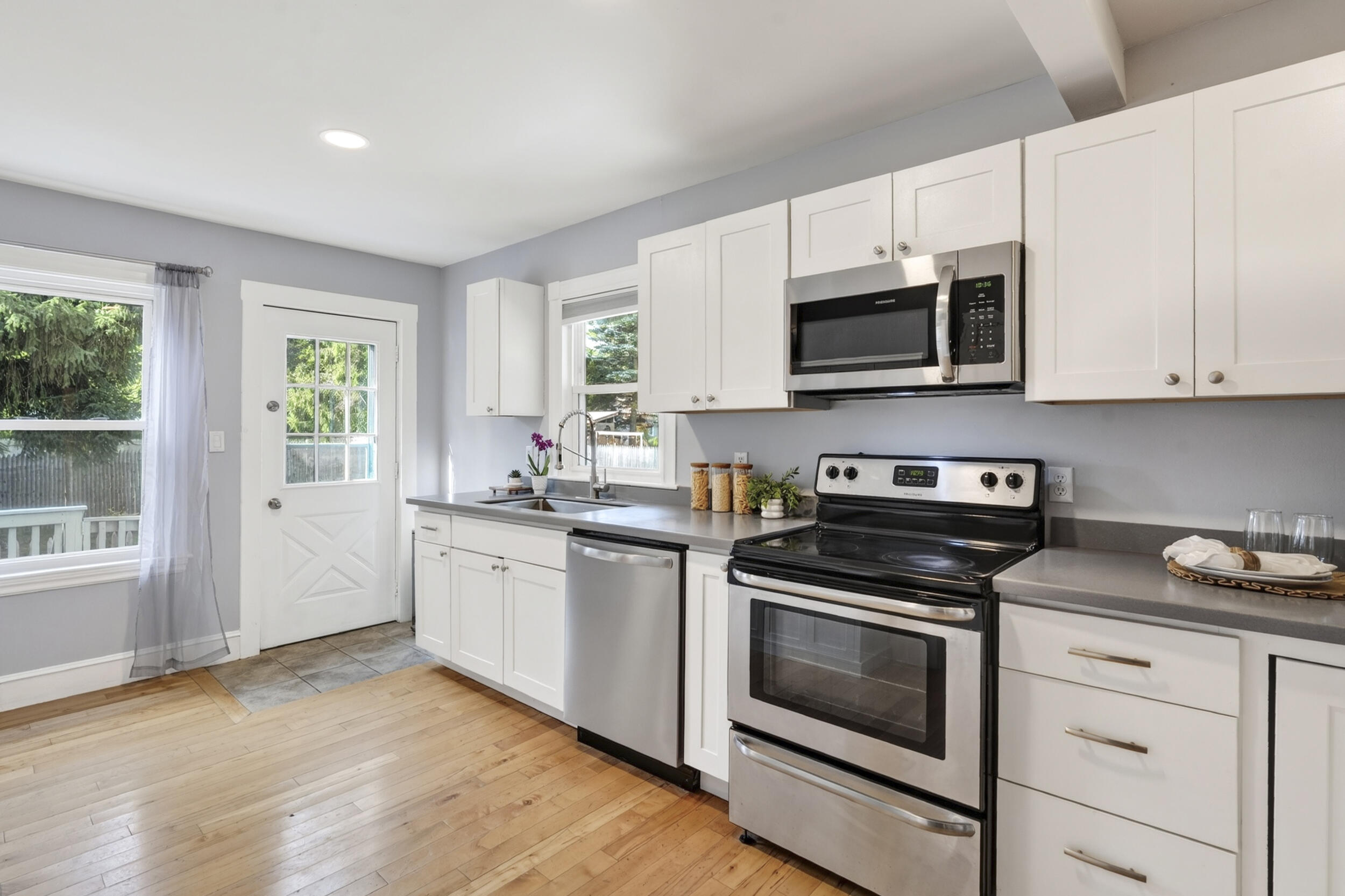 52 Dennett Street Portland, ME 04102 - Photo 17 of 53 32_52dennett-28