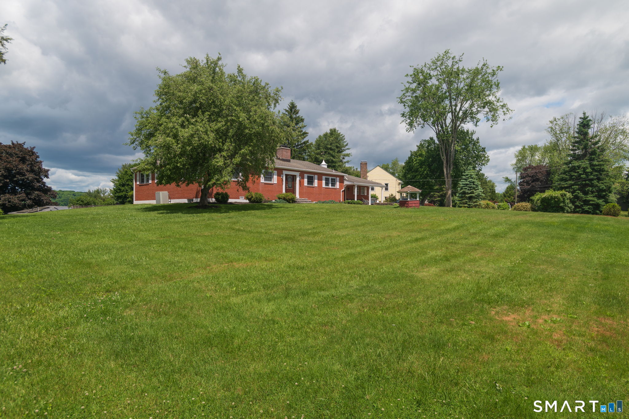 12 Valley View Road Newtown, CT 06470 - Photo 36 of 39