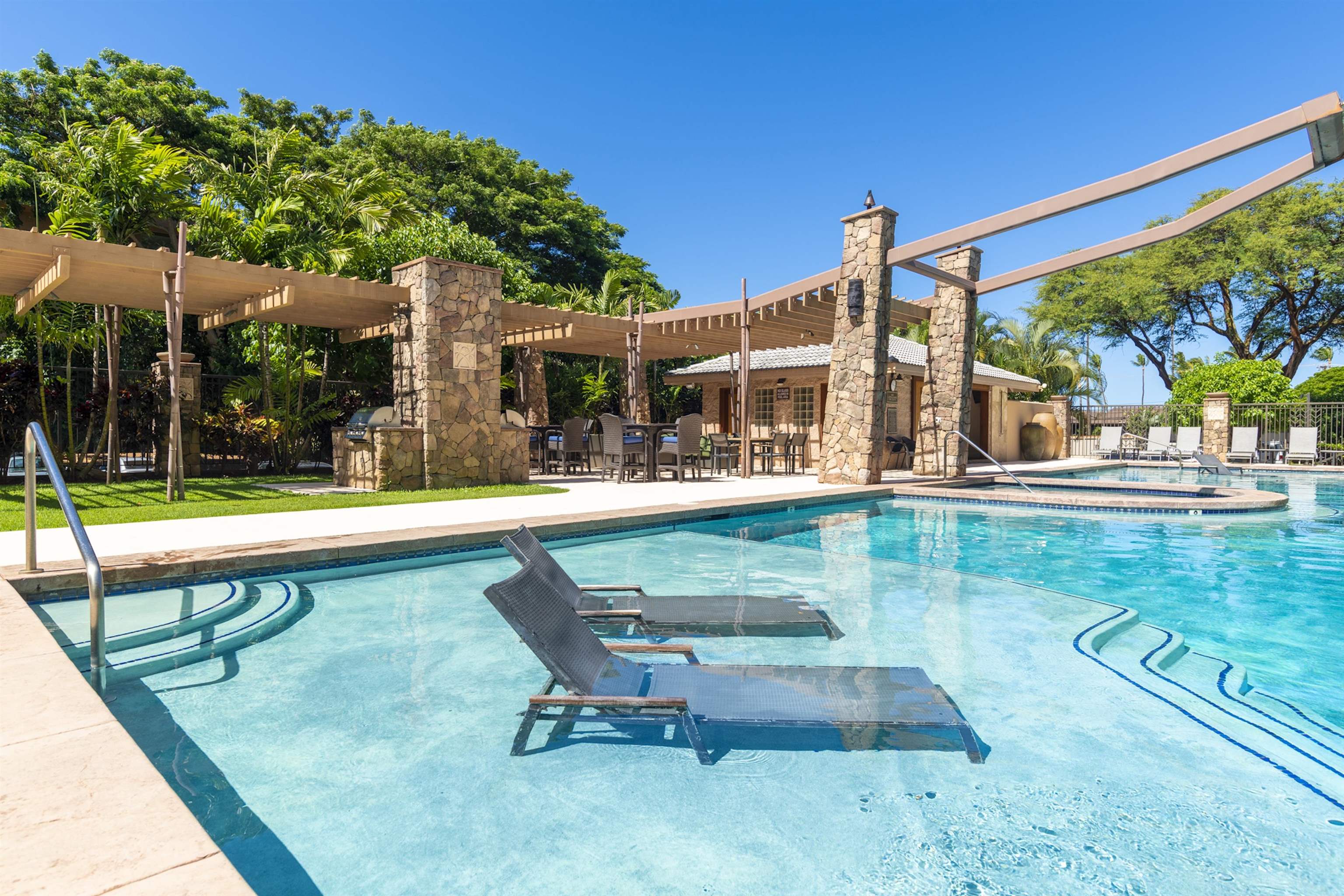 3708 Lower Honoapiilani Road, Unit E20 Lahaina, HI 96761 - Photo 28 of 31
