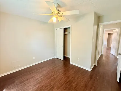 $199,900 | 2807 North Brompton Drive, Pearland, TX 77584