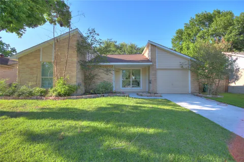 $205,900 | 2807 North Brompton Drive, Pearland, TX 77584